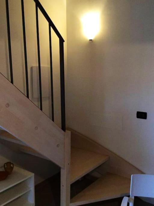 فيلا Casa Torre Con Terrazza Panoramica Futani المظهر الخارجي الصورة