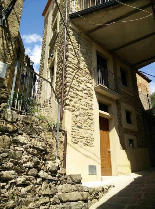 فيلا Casa Torre Con Terrazza Panoramica Futani المظهر الخارجي الصورة